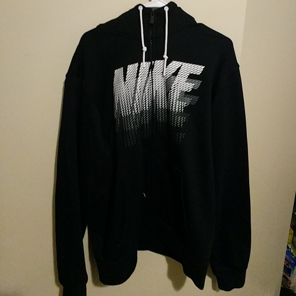 Black graphic Nike Jacket/Sweater